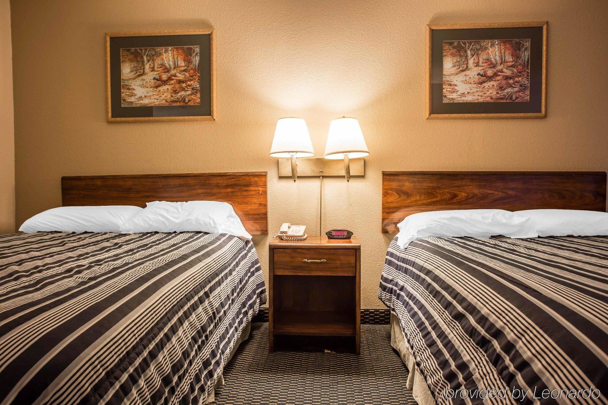 Econo Lodge Inn & Suites Lumberton Bagian luar foto